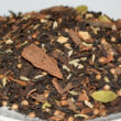 Kép 1/2 - Chai teakeverék (masala chai) fekete teával és egész fűszerekkel - bulkshop