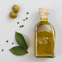 A sansa (vagy pomace) olaj, amit olívapogácsa olajnak is neveznek az olívaolaj olcsóbb helyettesítője