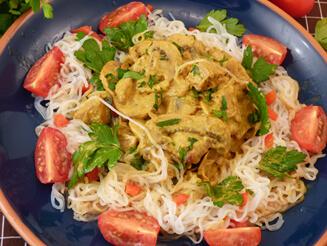 Shirataki tészta gombás jackfruittal vagy jackfruit curryval recept vegán bulkshop plantbased növényi alapú