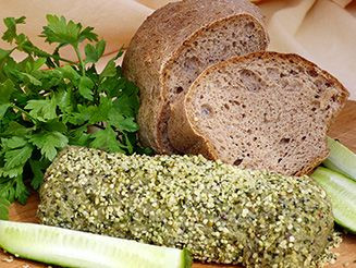 Lektinmentes kenyér kendersajttal vagy kenderkrémmel recept bulkshop növényi alapú vegán plantbased Lektinmentes kenyér kendersajttal vagy kenderkrémmel recept bulkshop növényi alapú vegán plantbased