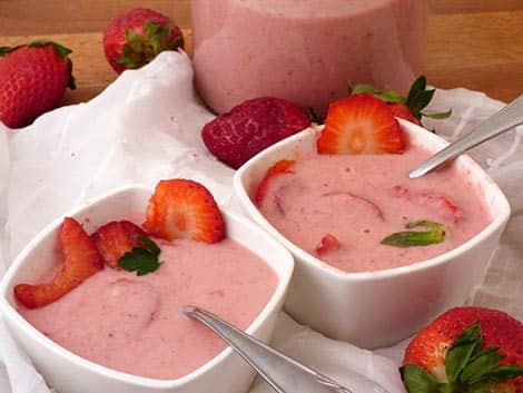 Növényi alapú epres zabjoghurt recept Növényi alapú epres zabjoghurt recept